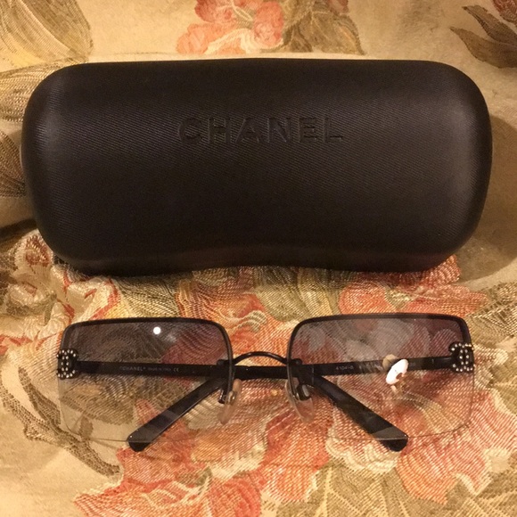 CHANEL Accessories - CHANEL Black Crystal Rimless Sunglasses